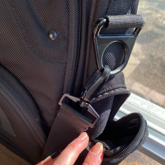 Oakley Backpack - Picture 6 of 13